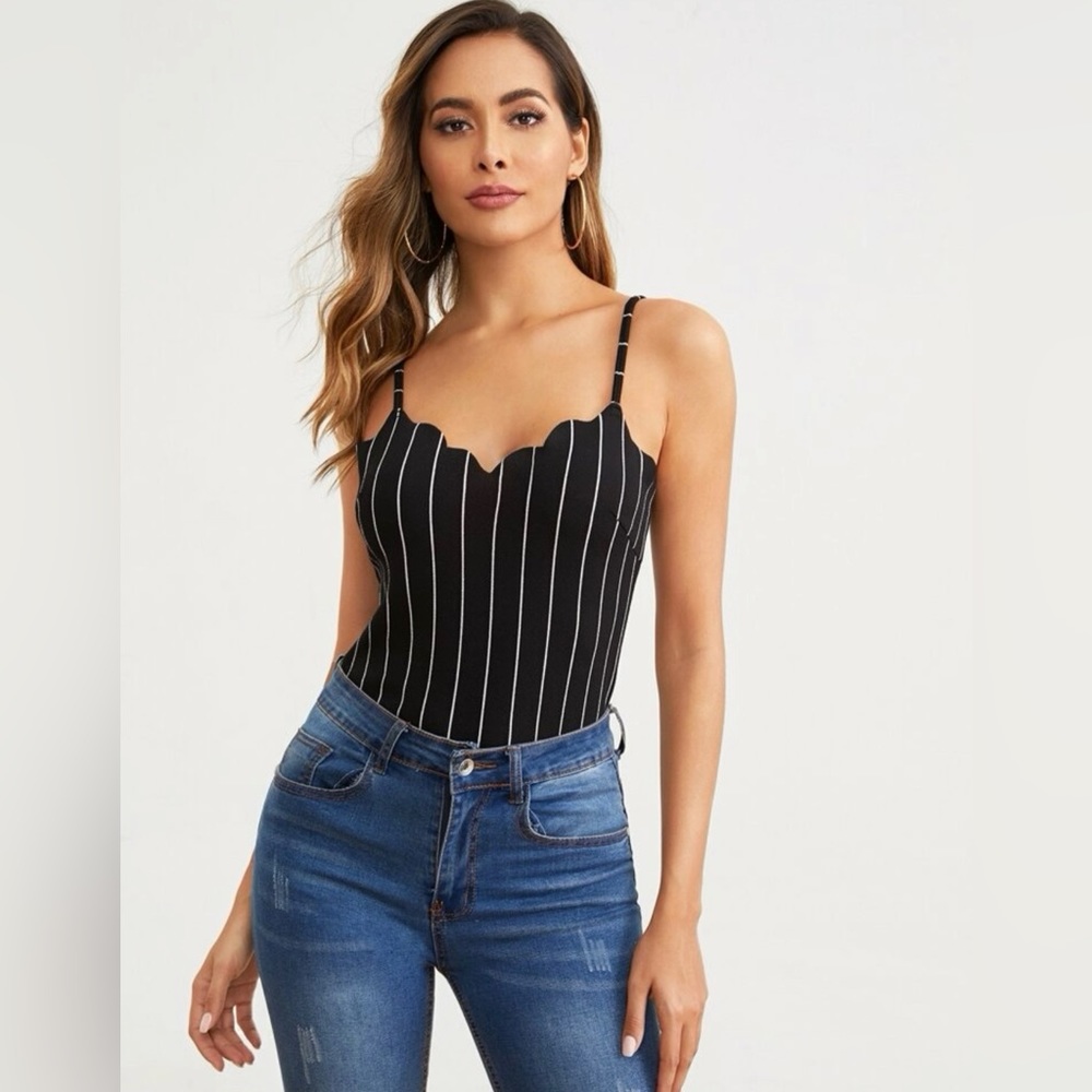 Shein top size small black and white stripes